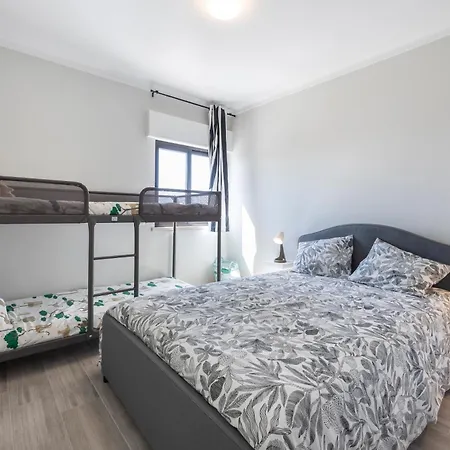 Apartamento T2 Rosa - 500m Da Rocha *